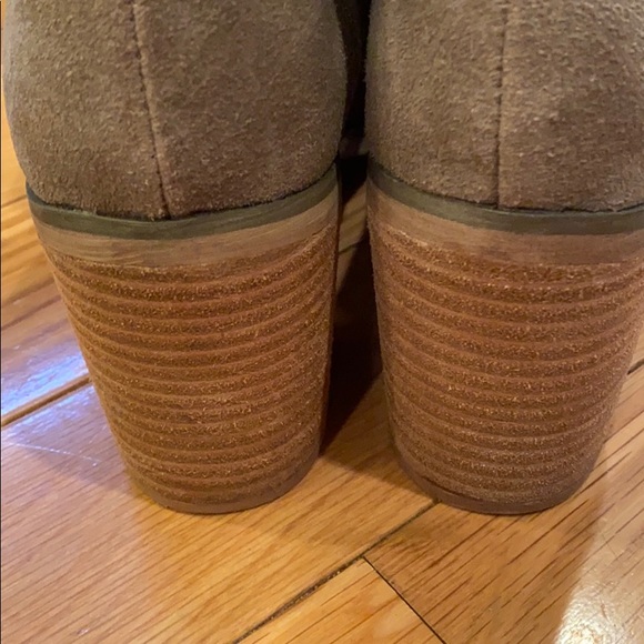 Urban Outfitters Booties - Picture 4 of 4